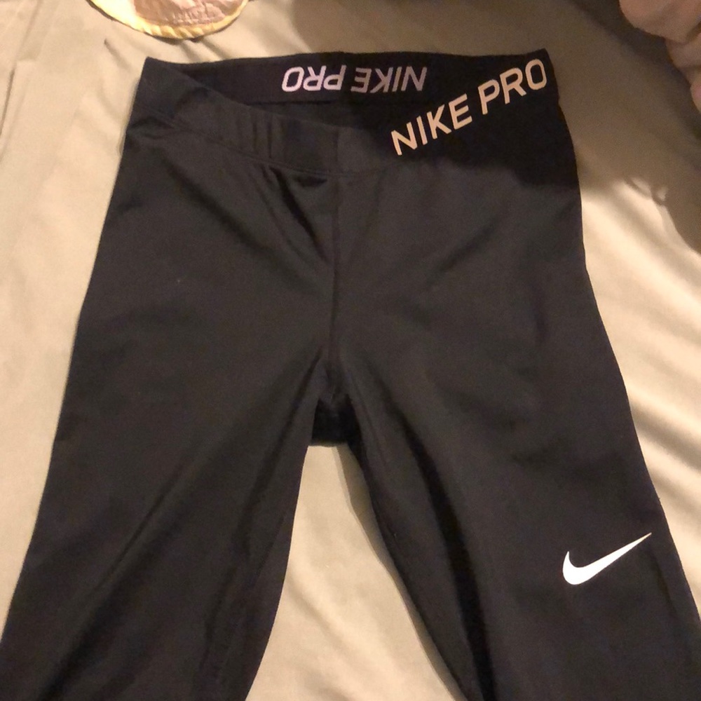 Black nike leggings